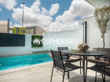 Adosado con balcón en venta en San Pedro del Pinatar