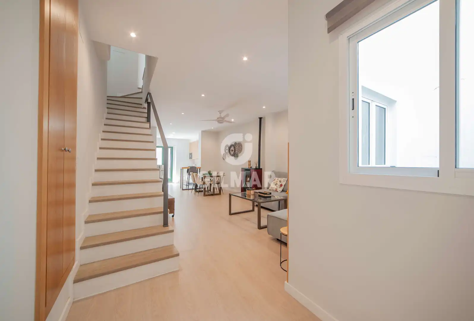 Maisonette zur Miete in Sevilla mit Heizung, Möbliert und Balkon