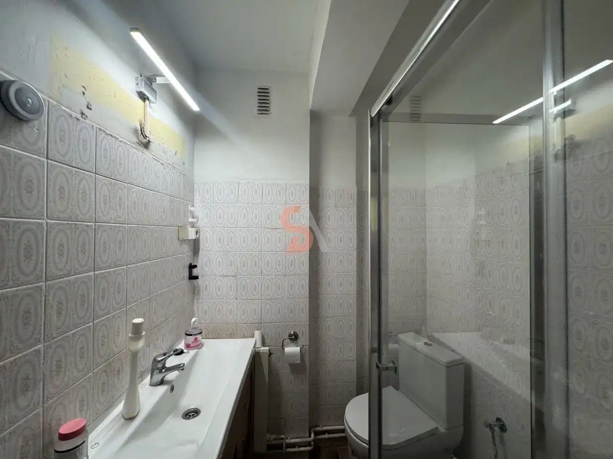 Baño de Piso de alquiler en Valladolid con Calefacción