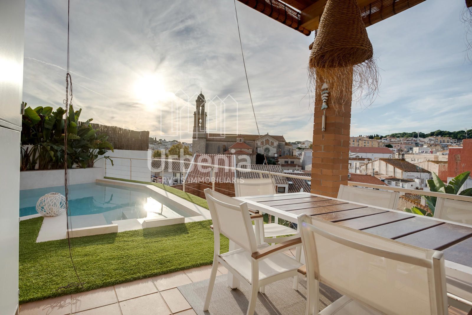 Vista exterior de Casa o xalet en venda en Canet de Mar amb Aire condicionat, Calefacció i Jardí privat