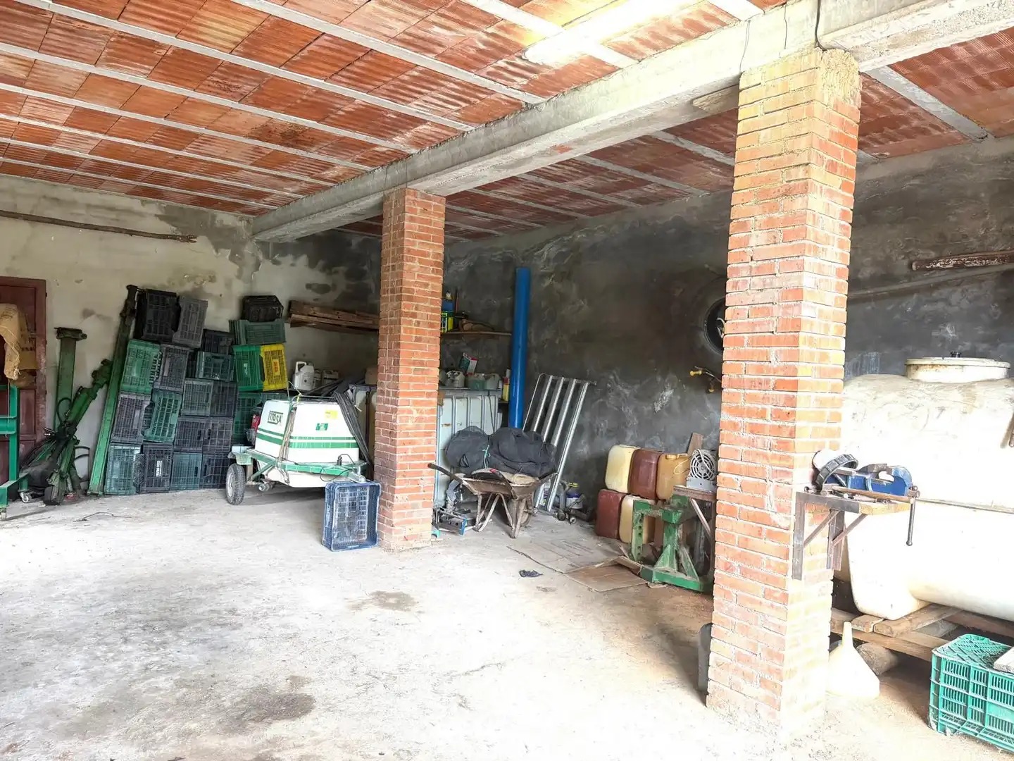 Casa rústica amb jardí en venda a Polígono poligono, imagen 11