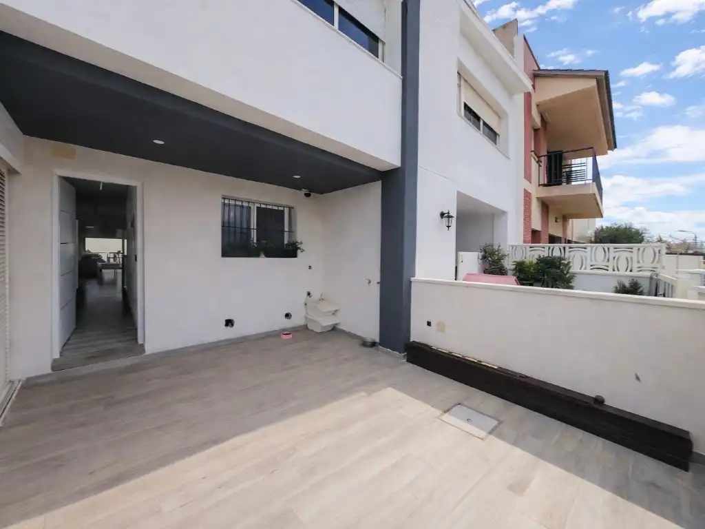 Casa o chalet en venta en Avenida Vilanova I Geltru, Can Nicolau - Les Sorres - Valparaiso