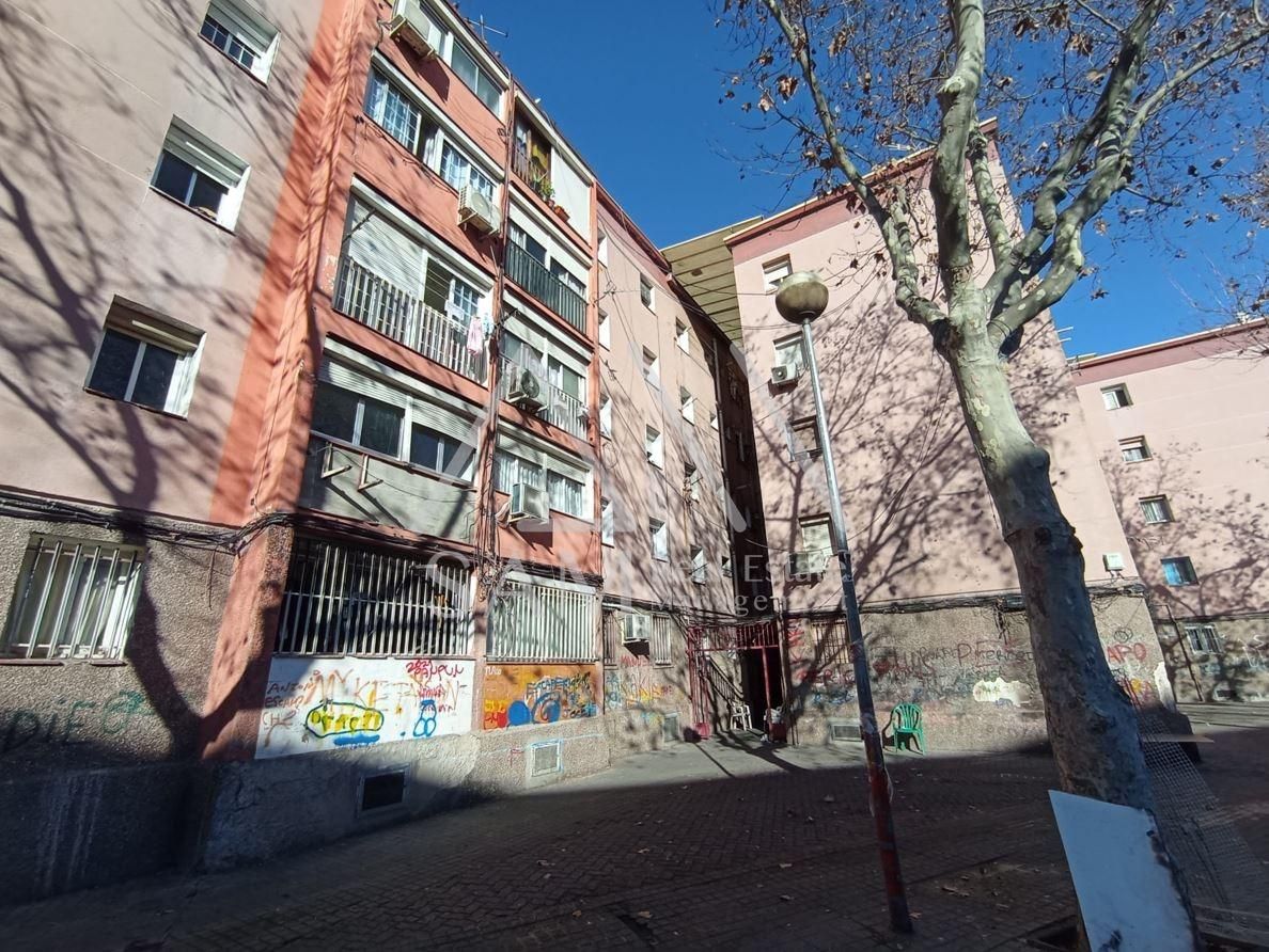 Vista exterior de Pis en venda en Badalona