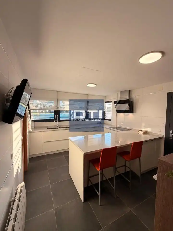 Casa con piscina in vendita a Dehesa - Monacilla, imagen 14
