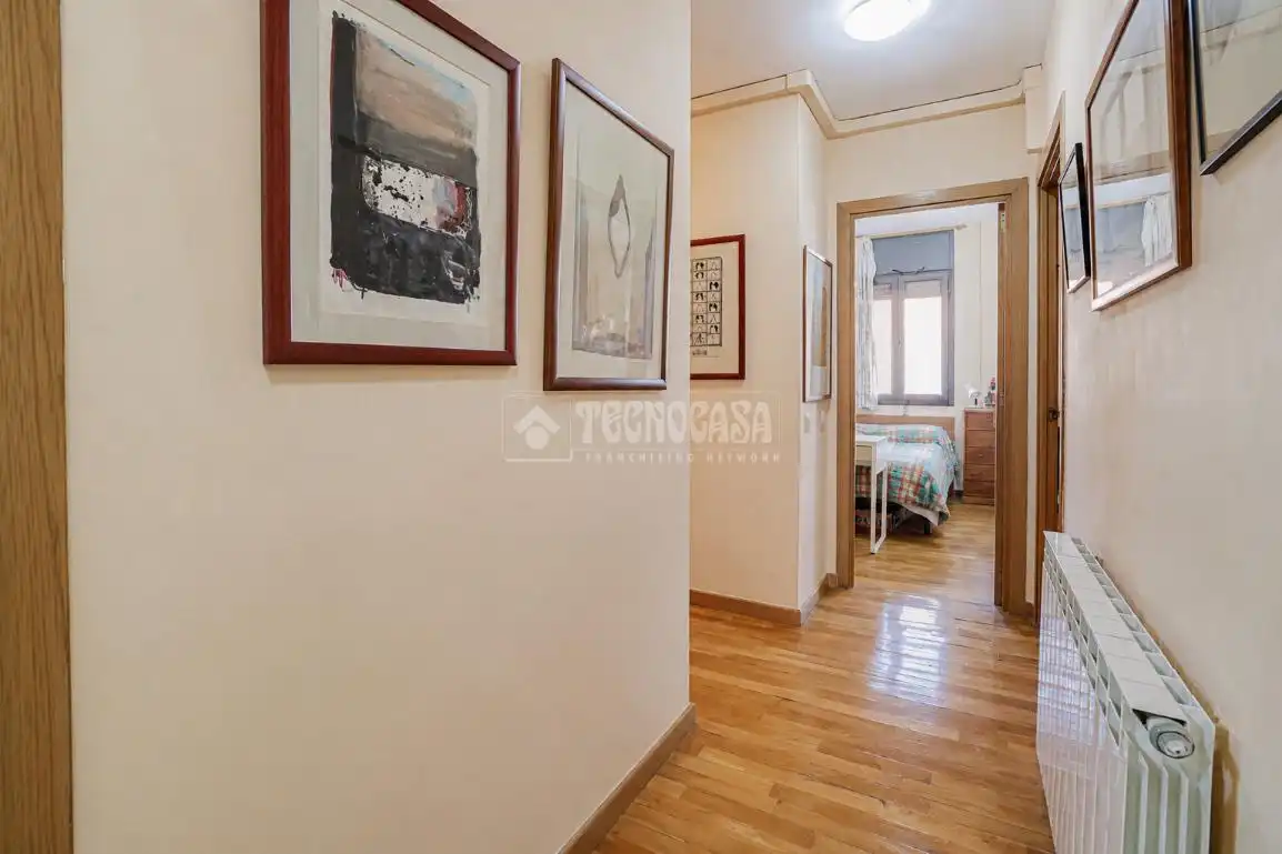 Piso en venta en Barcelona con Aire acondicionado, Calefacción y Parquet