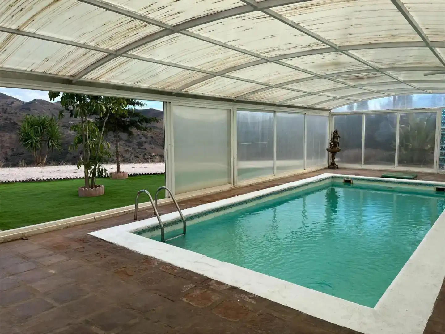 Piscina de Finca rústica en venda en Casabermeja amb Piscina