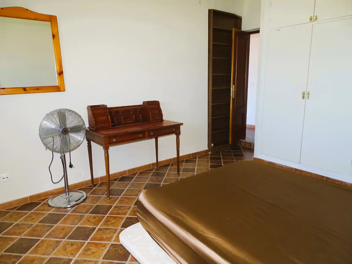 Habitación de Casa o chalet en venta en Rincón de la Victoria con Jardín privado y Amueblado
