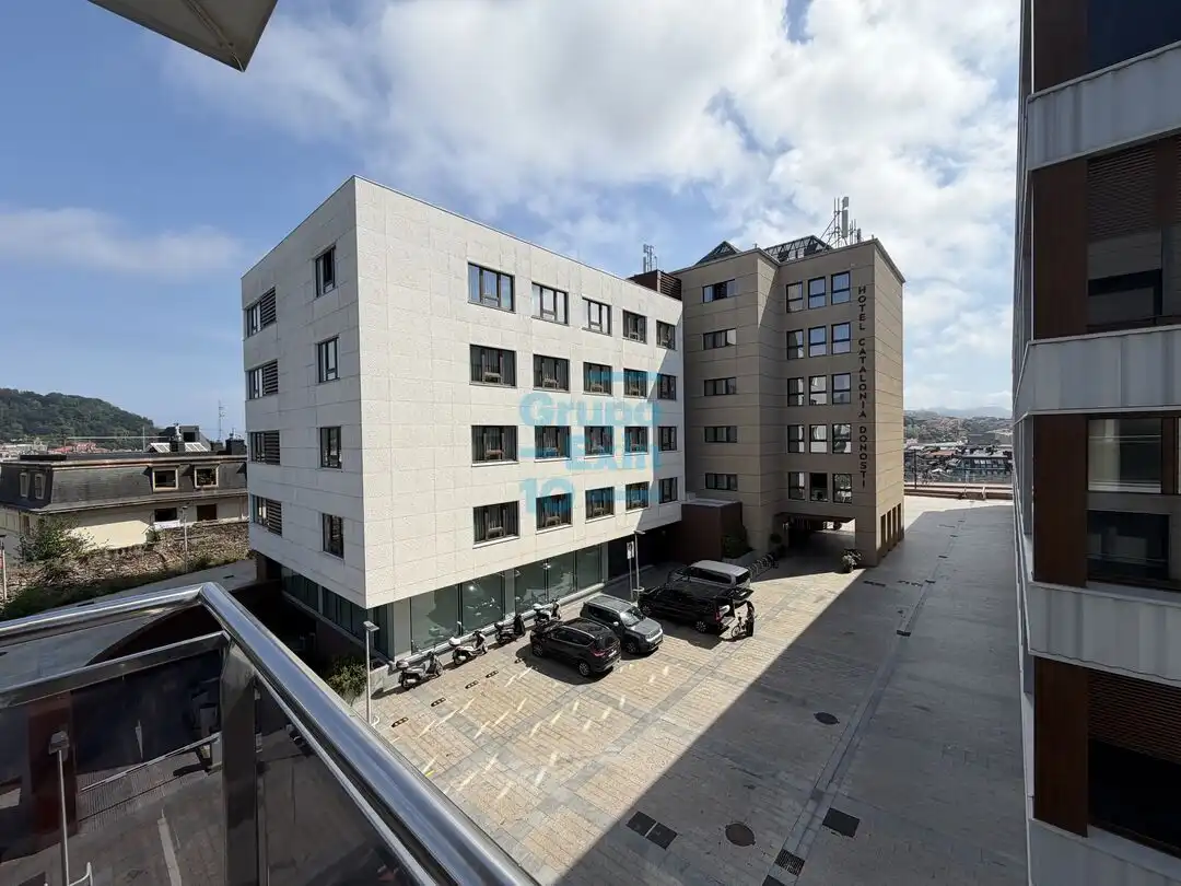 Exterior view of Flat for rent in Donostia - San Sebastián   with Heating and Terrace