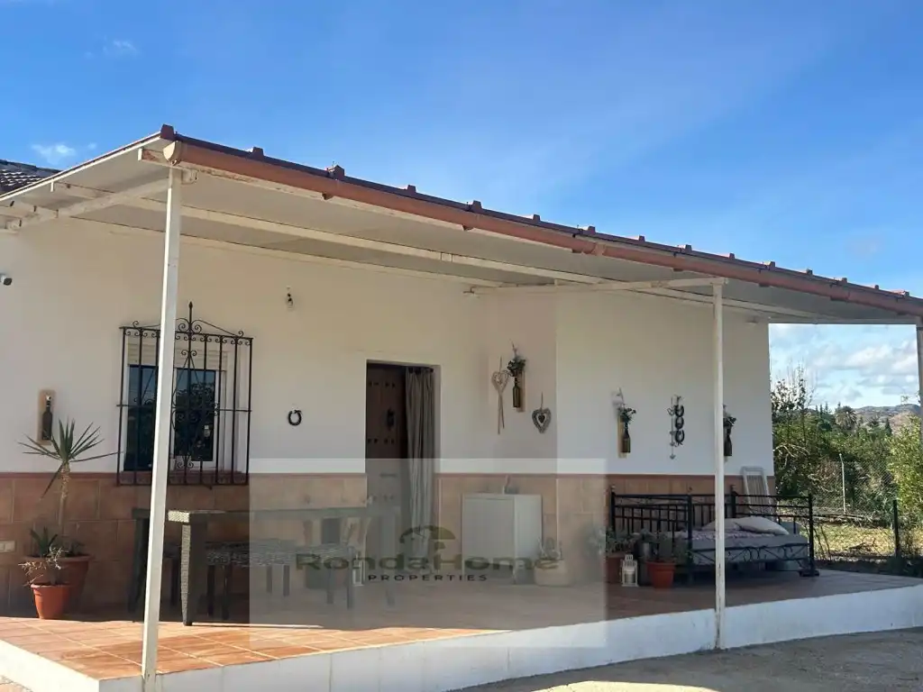 Casa rústica amb piscina en venda a Diseminados Poligono 38, imagen 3