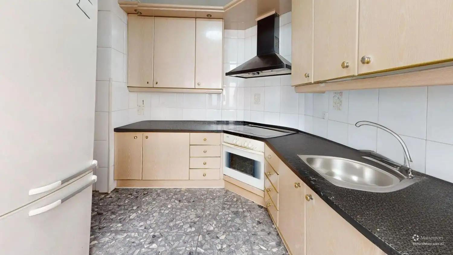 Kitchen of Flat for sale in Sevilla  with Air Conditioner, Terrace and Storage room
