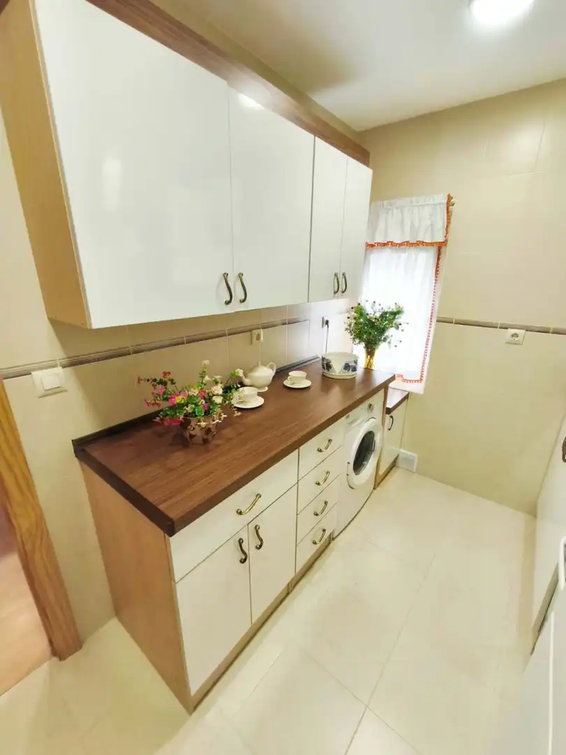 Cocina de Piso en venta en Ciudad Real con Calefacción y Trastero