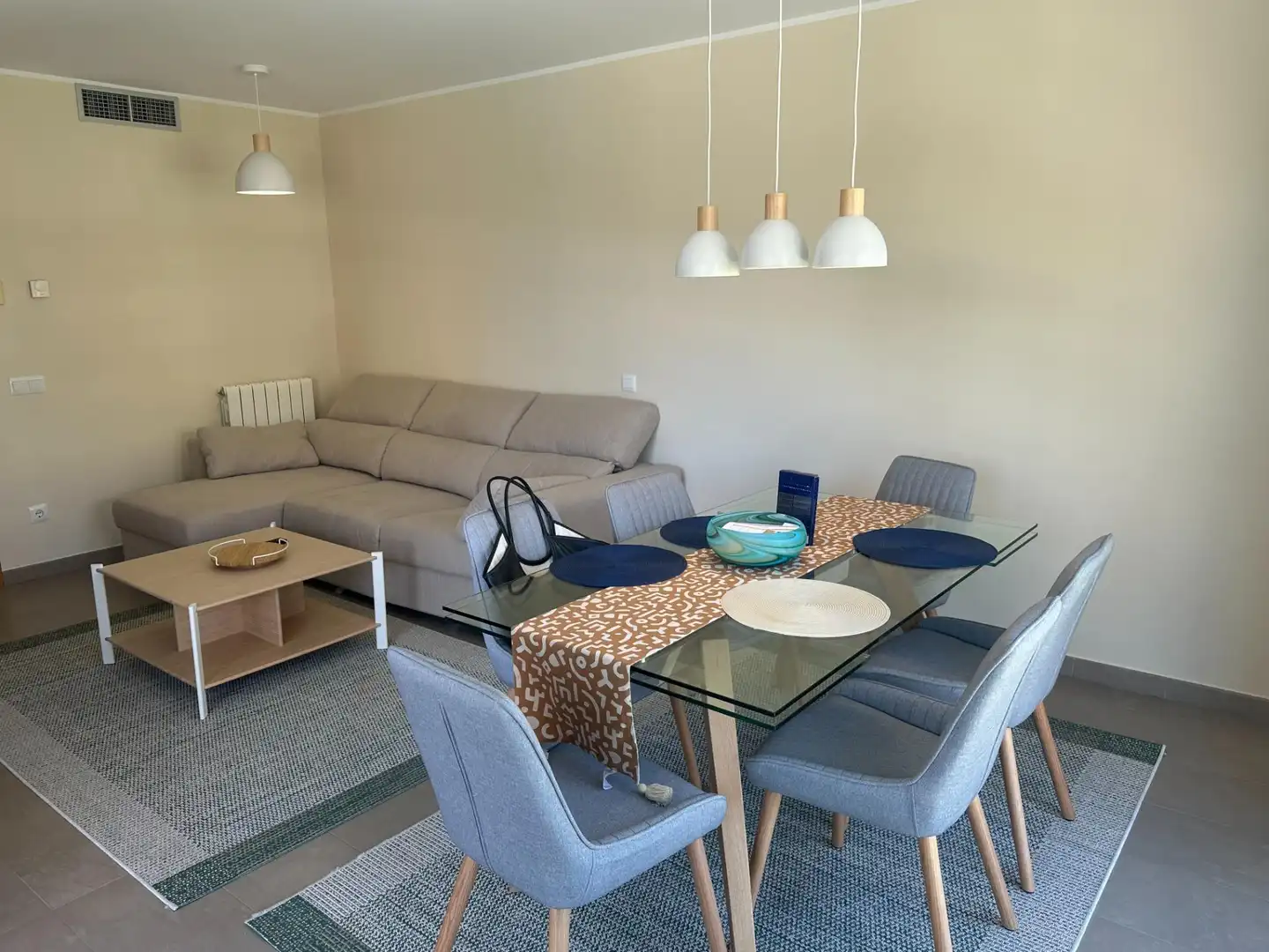 Comedor de Piso en venta en Calafell con Aire acondicionado, Calefacción y Jardín privado