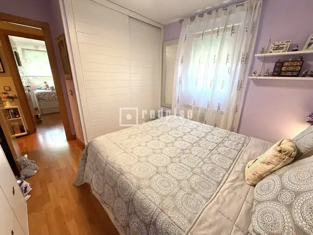 Habitación de Piso en venta en Madrid con Aire acondicionado, Calefacción y Jardín privado