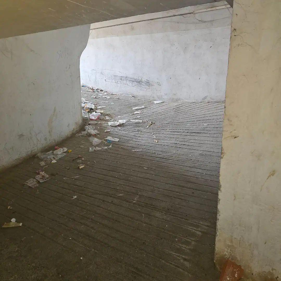 Garage zum Verkauf in Banyoles