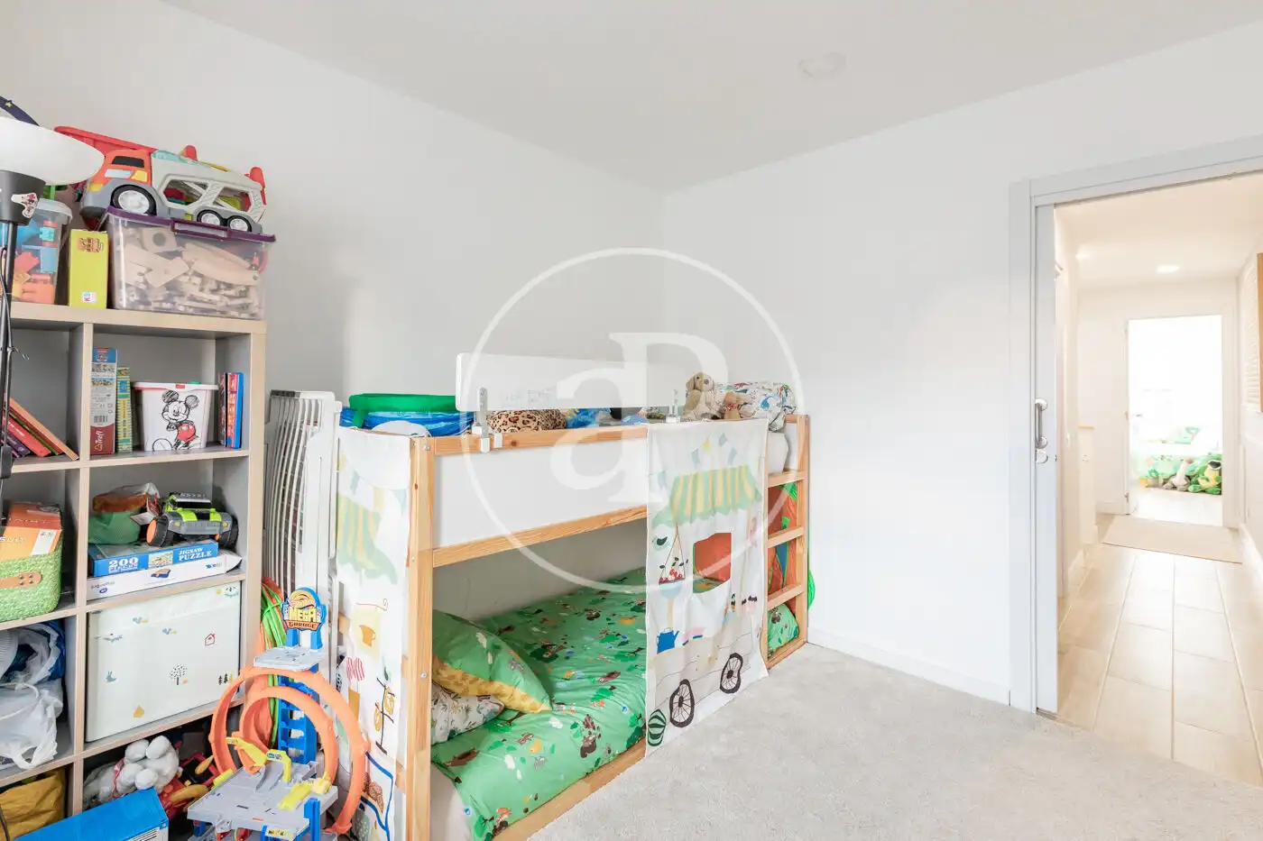 Dormitori de Loft en venda en San Sebastián de los Reyes amb Aire condicionat, Calefacció i Jardí privat