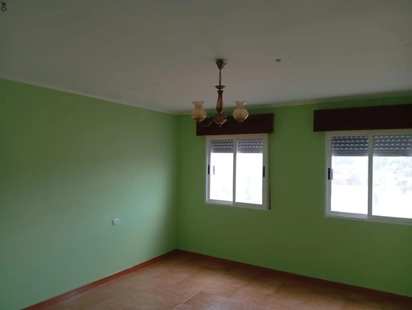 Schlafzimmer von Einfamilien-Reihenhaus zum Verkauf in Os Blancos  mit Heizung