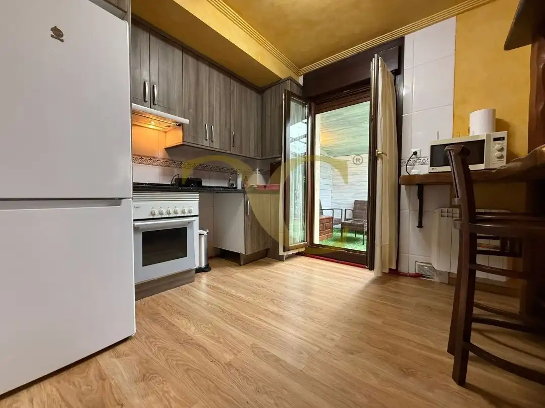Küche von Maisonette zum Verkauf in Llanes mit Heizung, Privatgarten und Terrasse