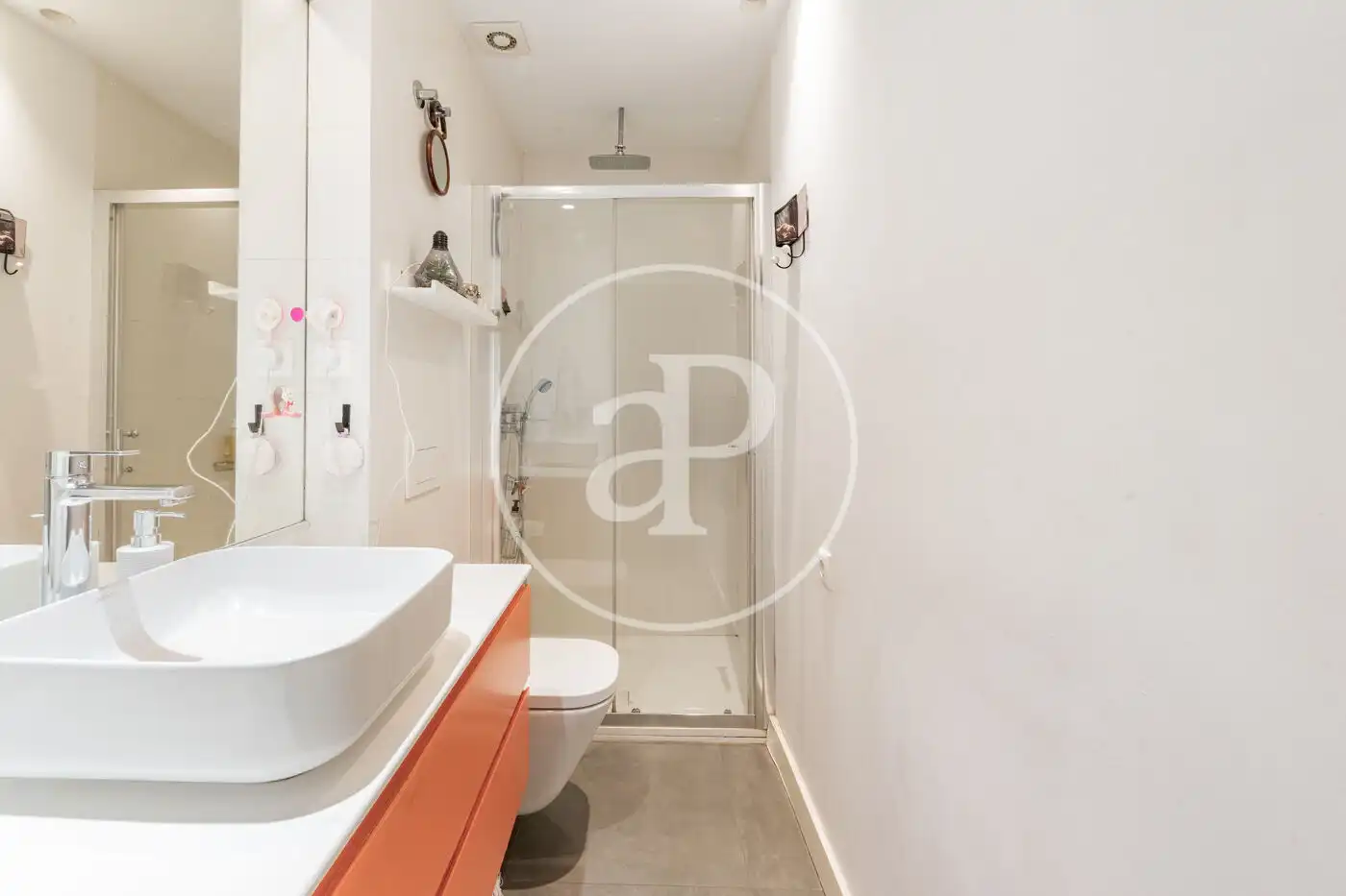 Baño de Piso en venta en Madrid con Aire acondicionado, Calefacción y Trastero