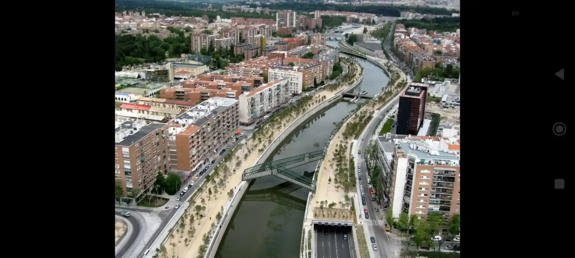 Vista exterior de Pis en venda en  Madrid Capital amb Balcó