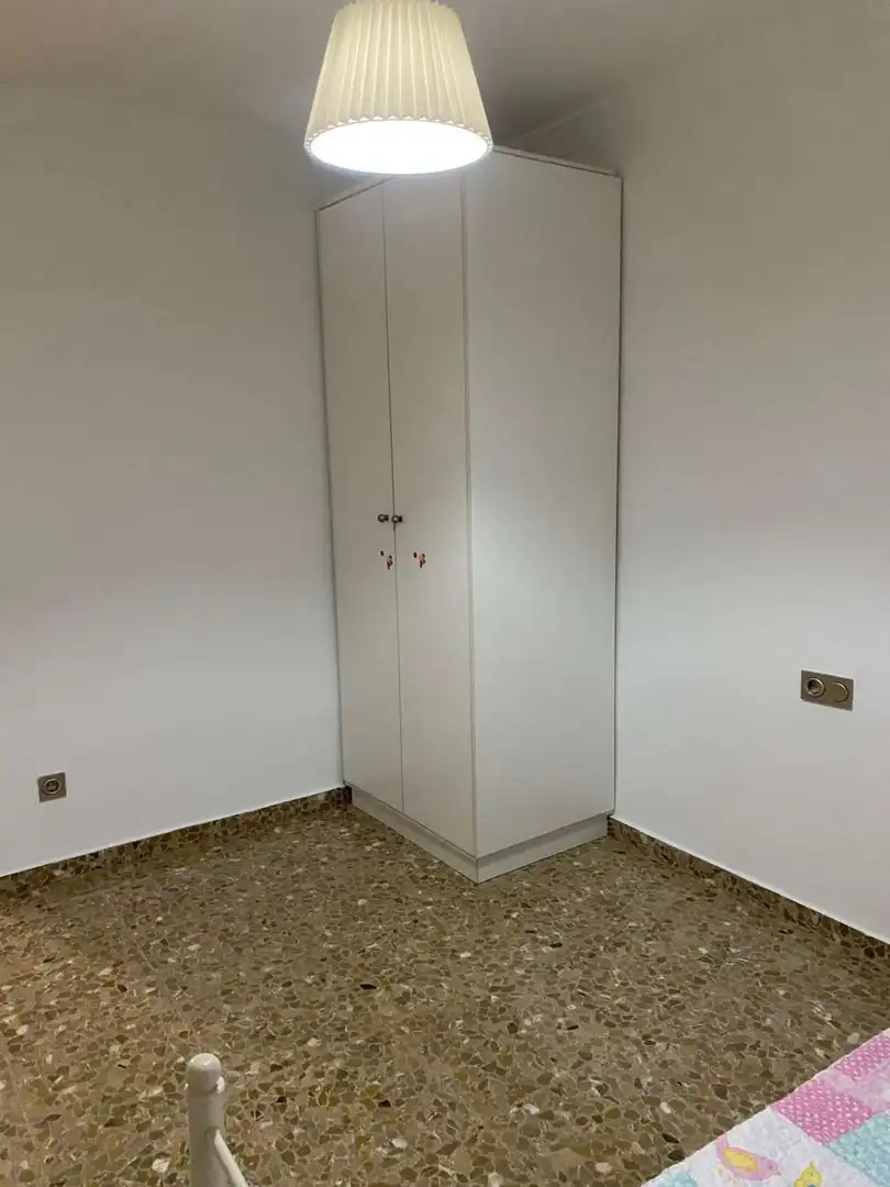 Habitación de Apartamento de alquiler en Vélez-Málaga con Amueblado