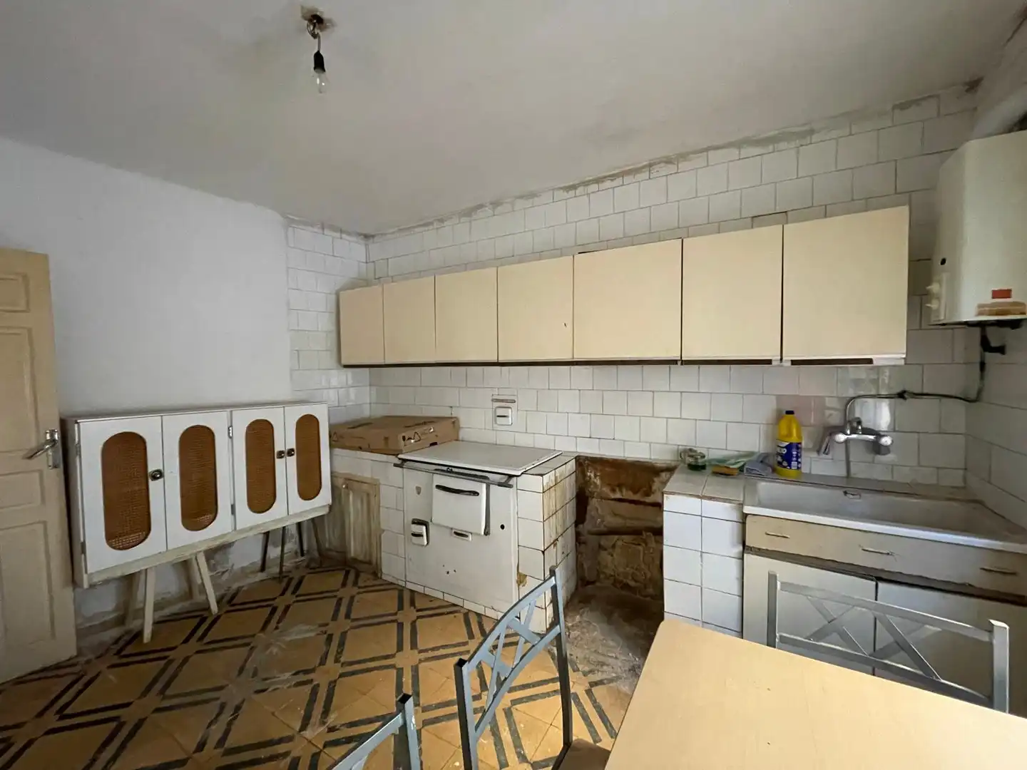 Cocina de Finca rústica en venta en Peral de Arlanza con Trastero y Horno