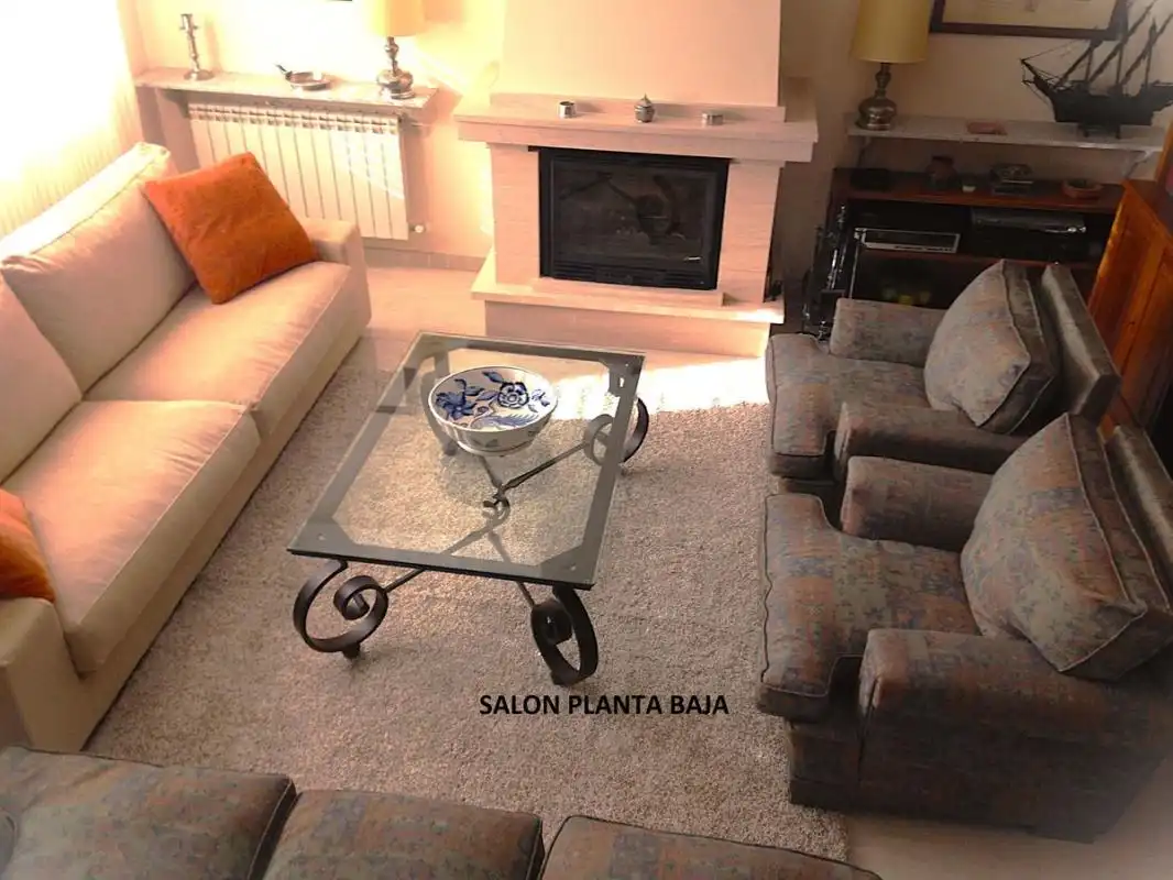 Chalet con terraza en venta en Calle Río Genil, imagen 5
