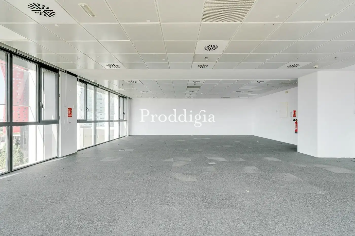 Oficina de lloguer en L'Hospitalet de Llobregat amb Aire condicionat i Calefacció
