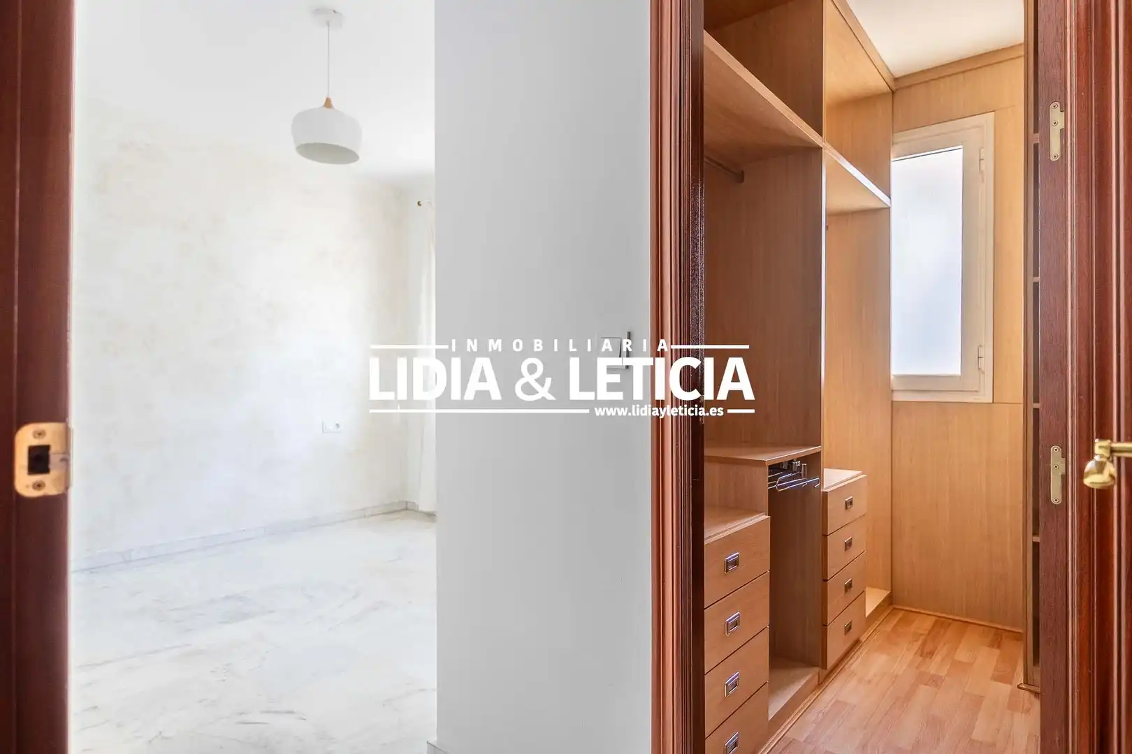 Habitación de Piso en venta en Alcalá de Guadaira con Aire acondicionado