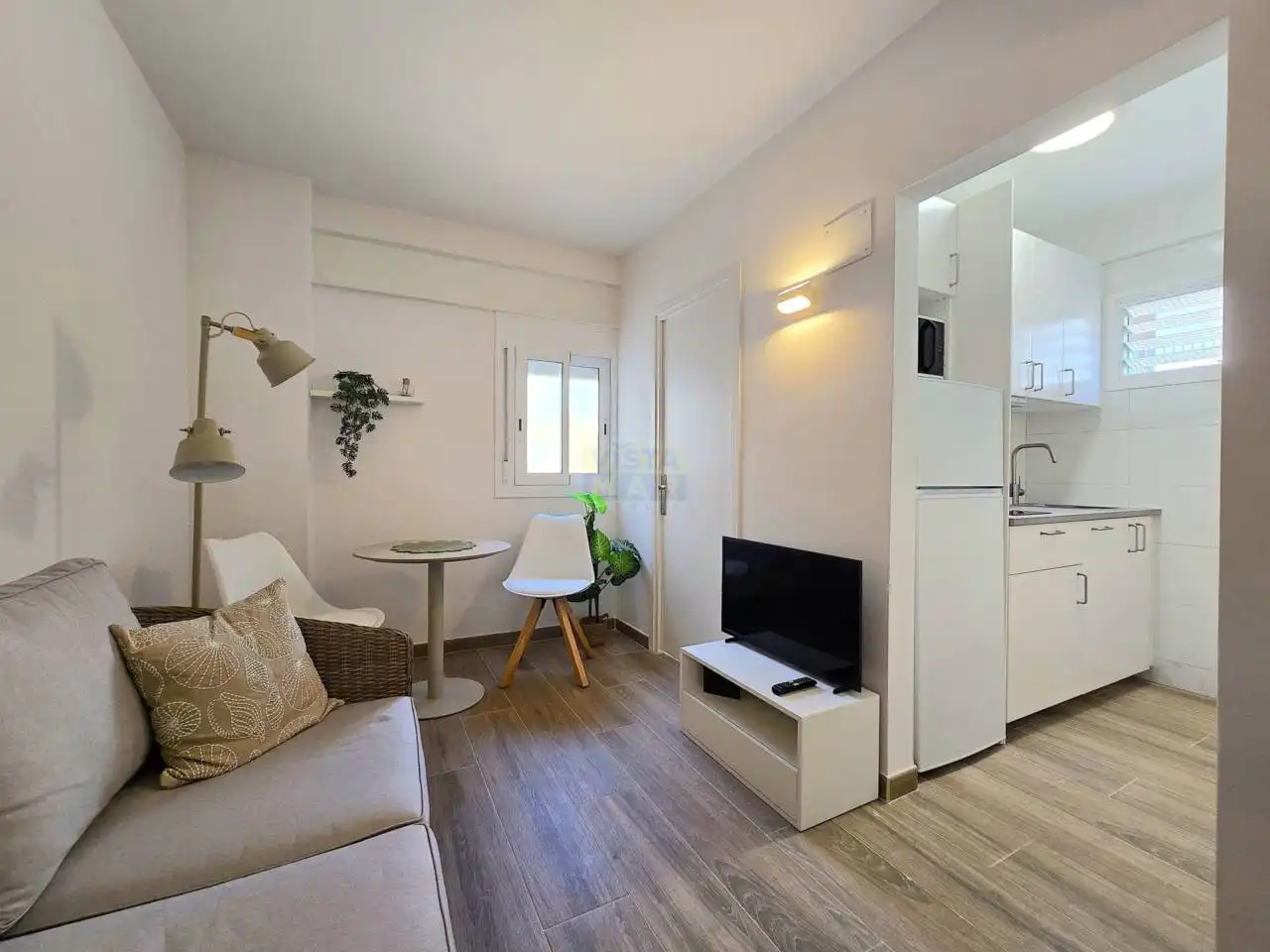 Sala de estar de Piso de alquiler en Cubelles con Aire acondicionado y Amueblado