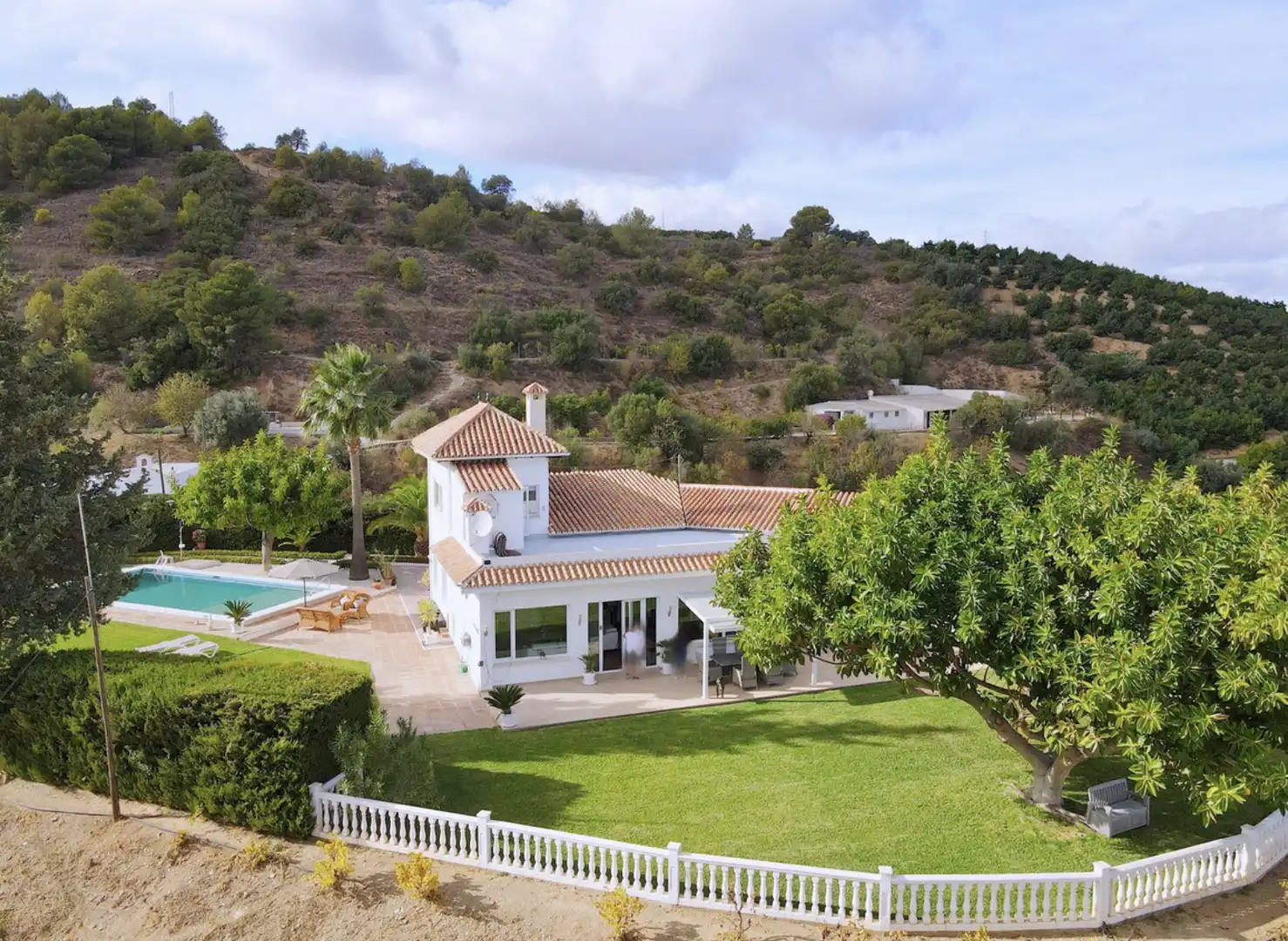 Exterior view of Houses for sale in Coín  with Air Conditioner, Heating and Private garden