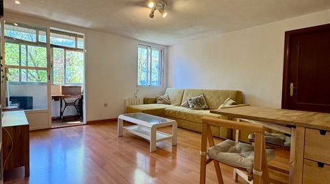 Foto 3 de Piso en venta en Calle de Sáhara, Los Rosales, Madrid Capital