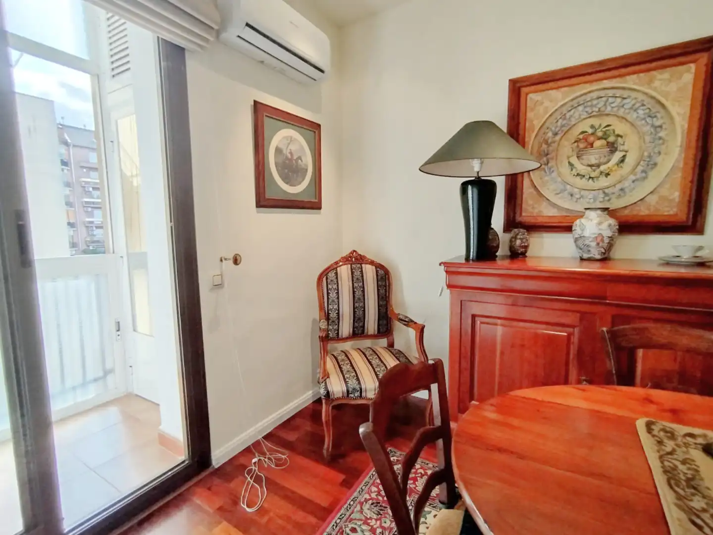 Wohnung mit Terrasse zum Verkauf in Carrer del Comte d'Urgell, imagen 3