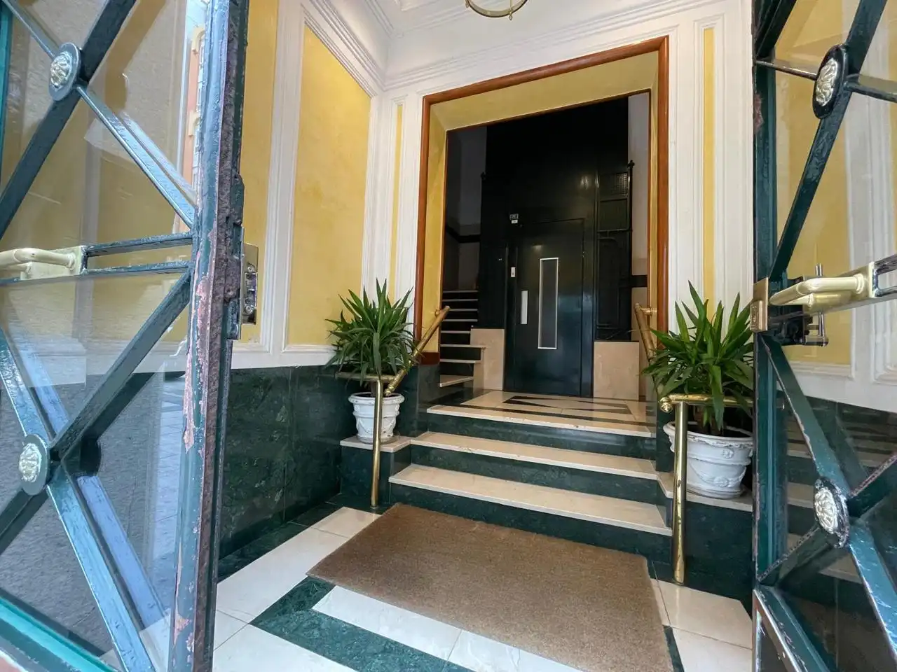 Piso en venta en A Coruña Capital  con Calefacción, Parquet y Trastero
