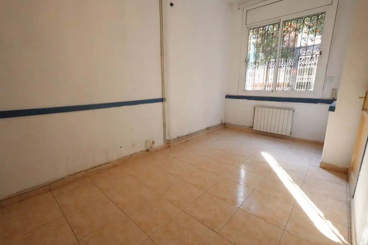 Habitación de Casa o chalet en venta en Barcelona con Calefacción, Terraza y Trastero