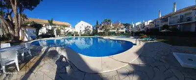 Piscina de Àtic en venda en Marbella amb Aire condicionat, Calefacció i Terrassa
