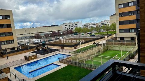 Foto 3 de Apartamento en venta en Avda. Moncalvillo, La Cava - Fardachón, Logroño