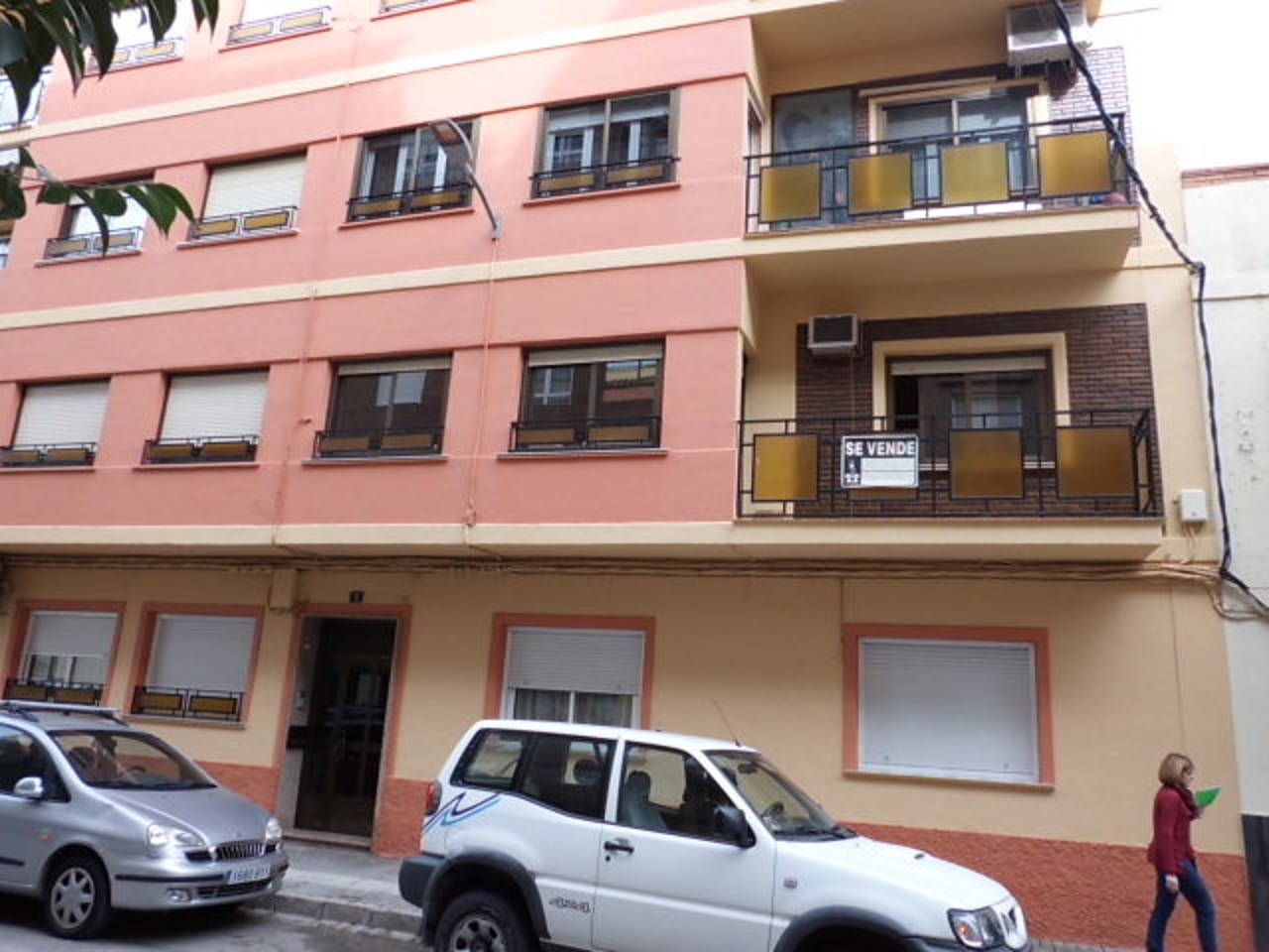 Vista exterior de Pis en venda en Almansa