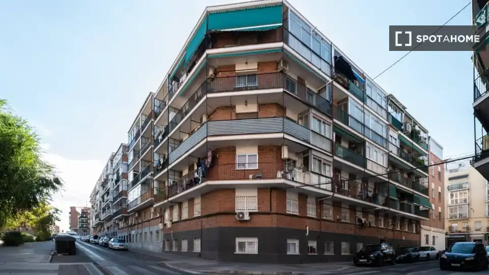 Vista exterior de Pis de lloguer en Madrid amb Aire condicionat, Calefacció i Moblat