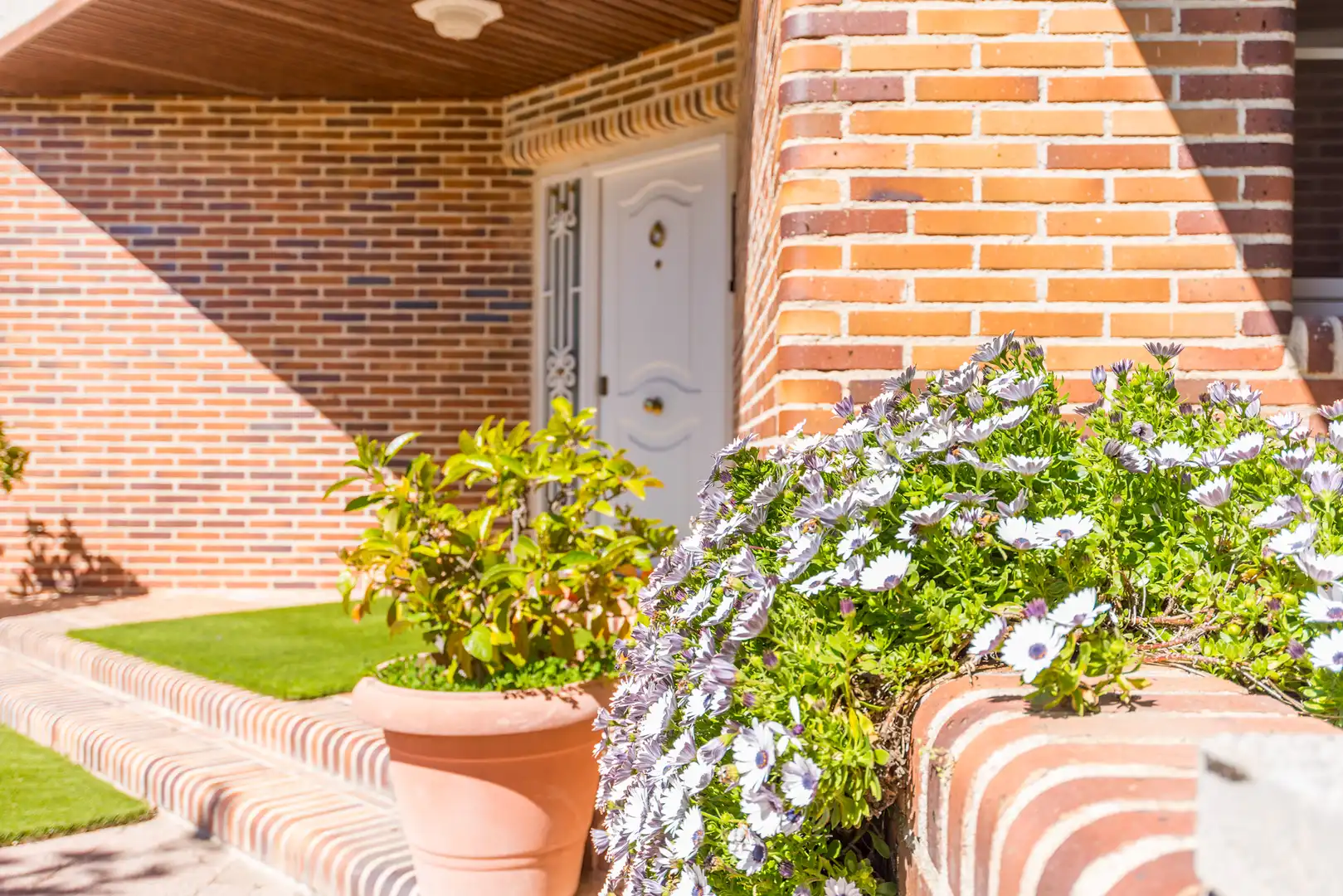 Exterior view of Houses for sale in Collado Villalba  with Air Conditioner, Heating and Private garden
