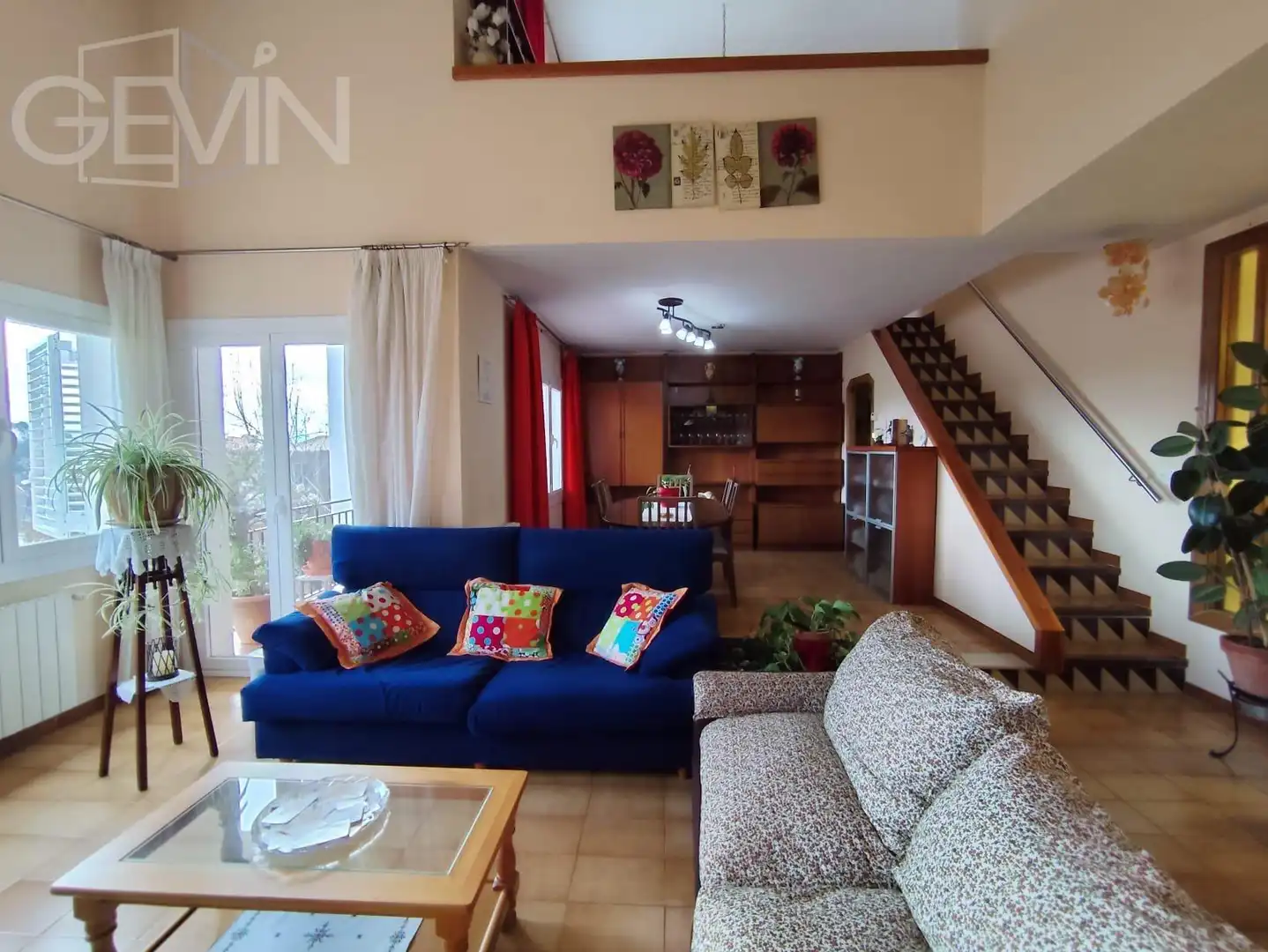 Sala d'estar de Casa o xalet en venda en Caldes de Montbui amb Aire condicionat, Calefacció i Jardí privat