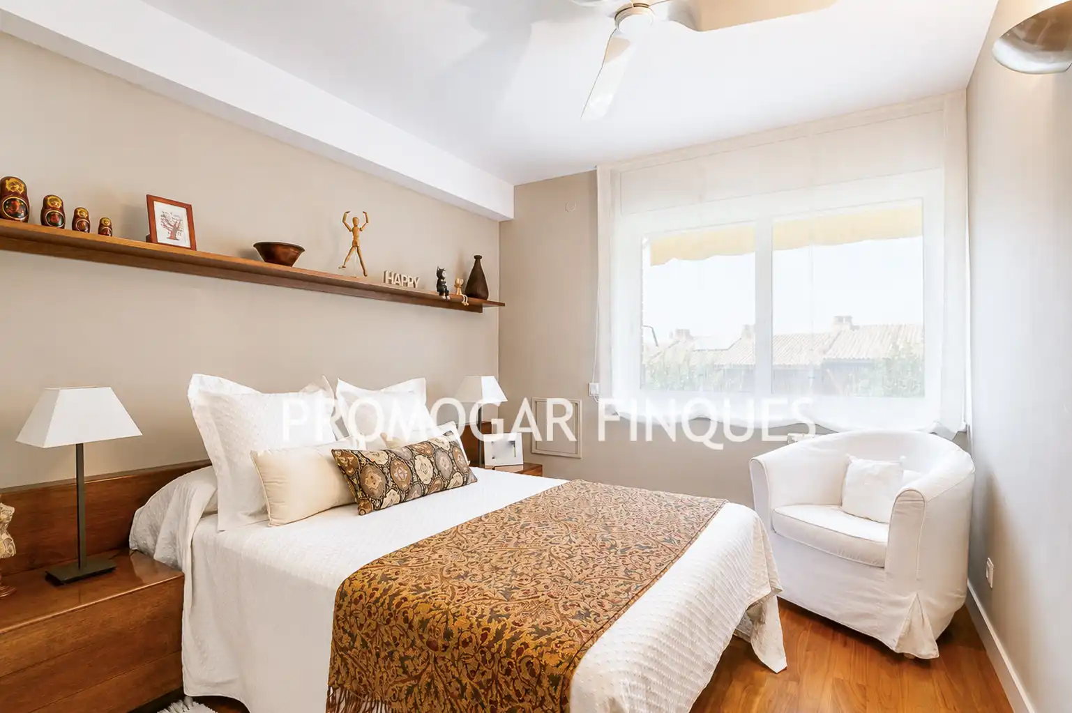 Schlafzimmer von Maisonette zum Verkauf in Sant Feliu de Llobregat mit Klimaanlage, Heizung und Privatgarten