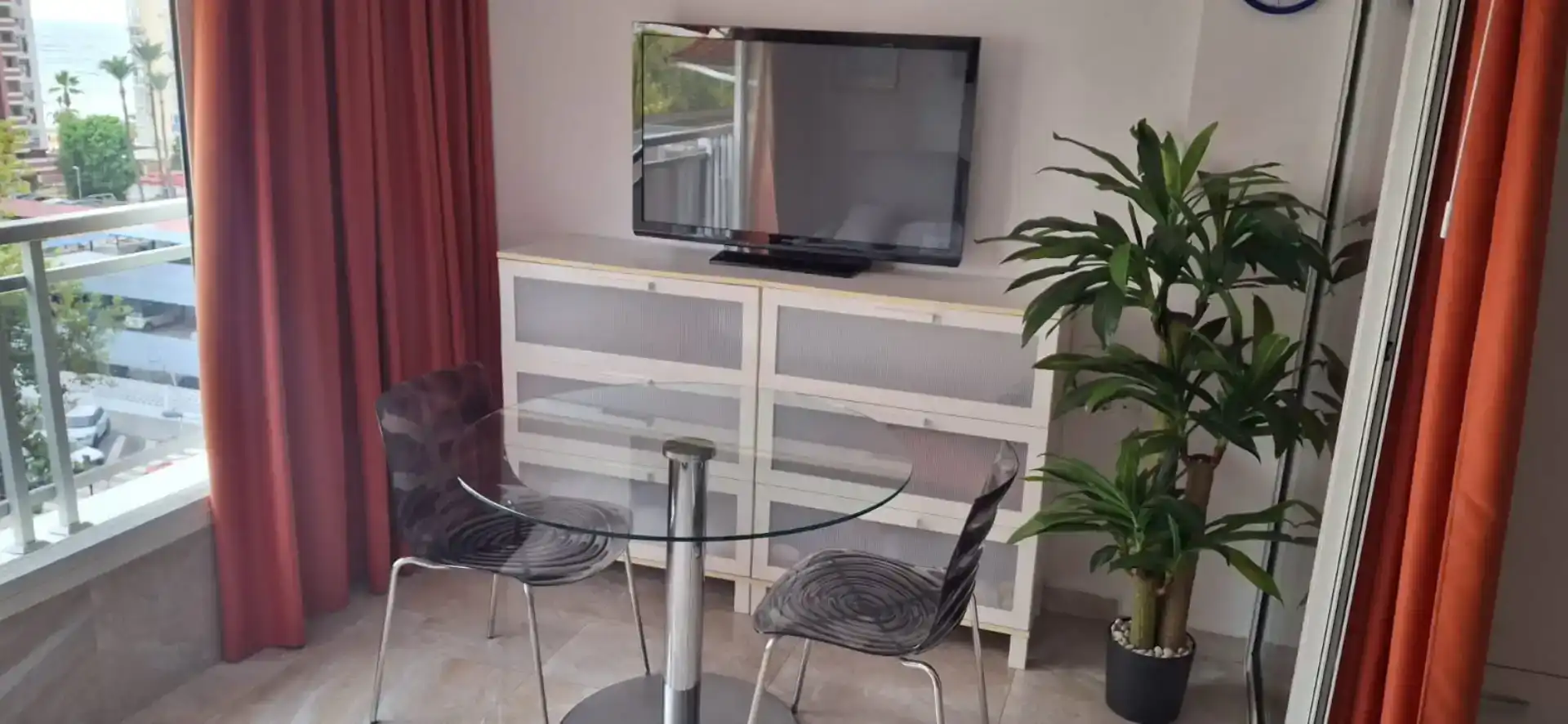 Sala de estar de Estudio en venta en Benidorm con Aire acondicionado