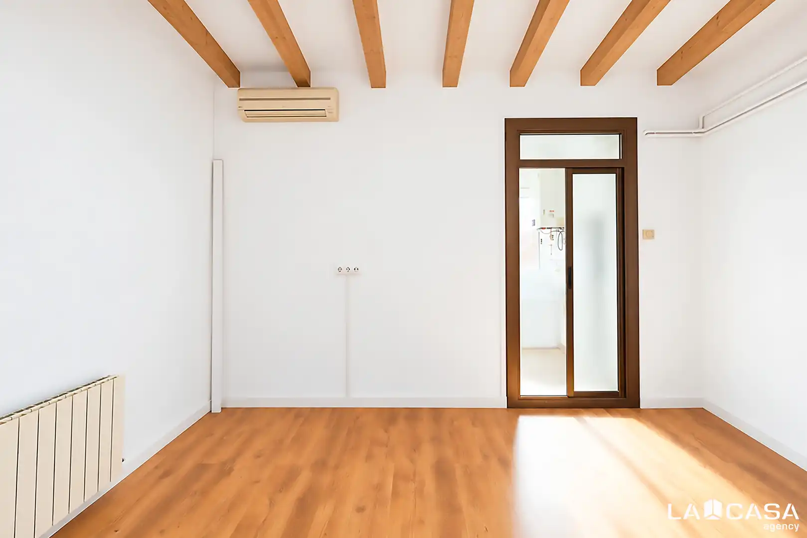Piso con terraza en venta en Sant Martí, imagen 3