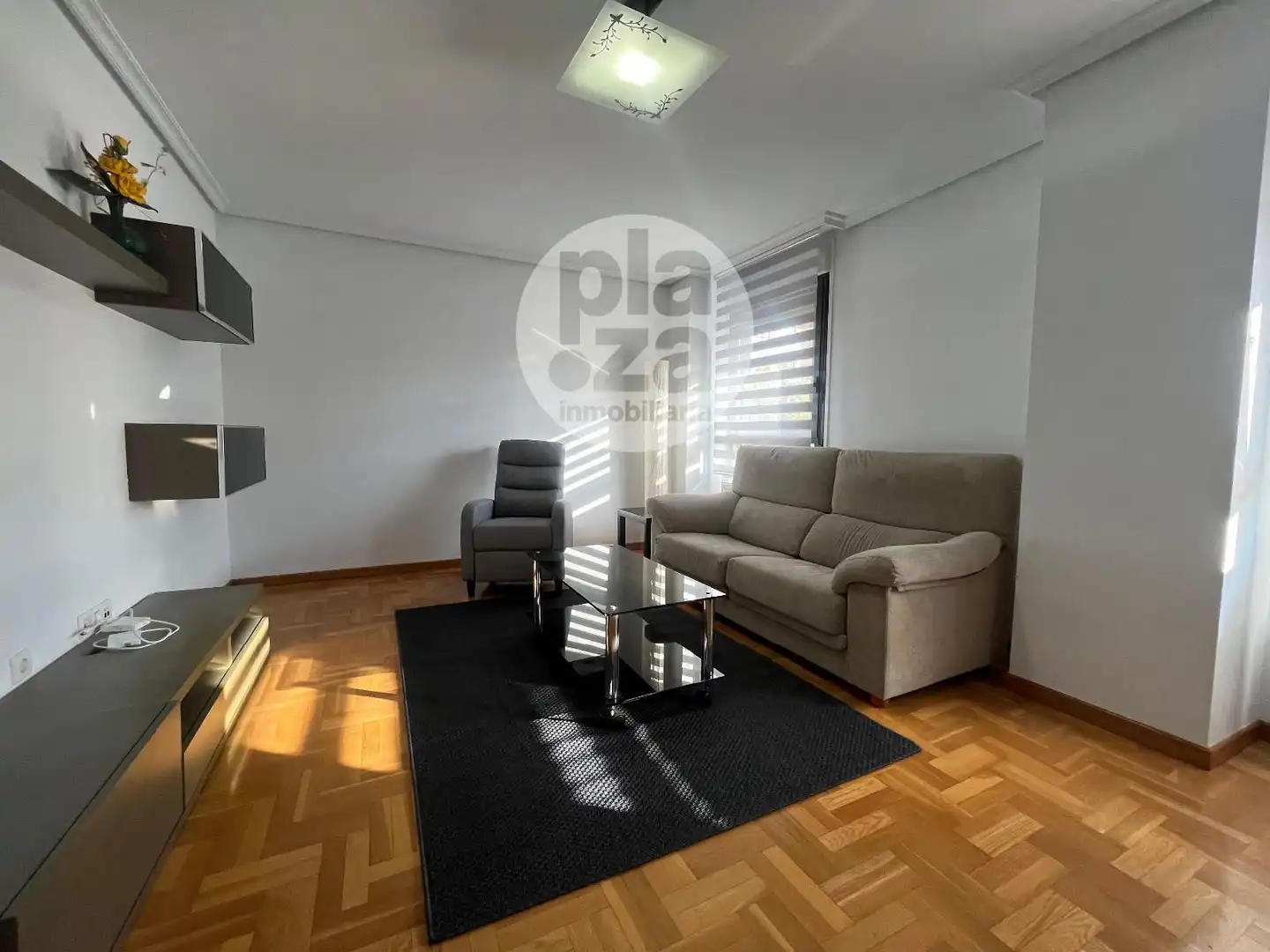 Wohnzimmer von Wohnung zur Miete in Burgos mit Heizung, Terrasse und Möbliert