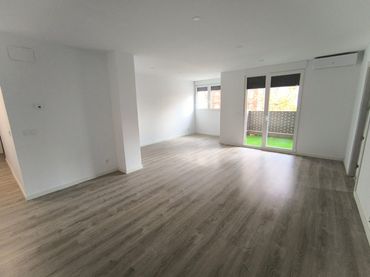 Appartamento con ascensore in affitto a Carrer Reis Catòlics 23