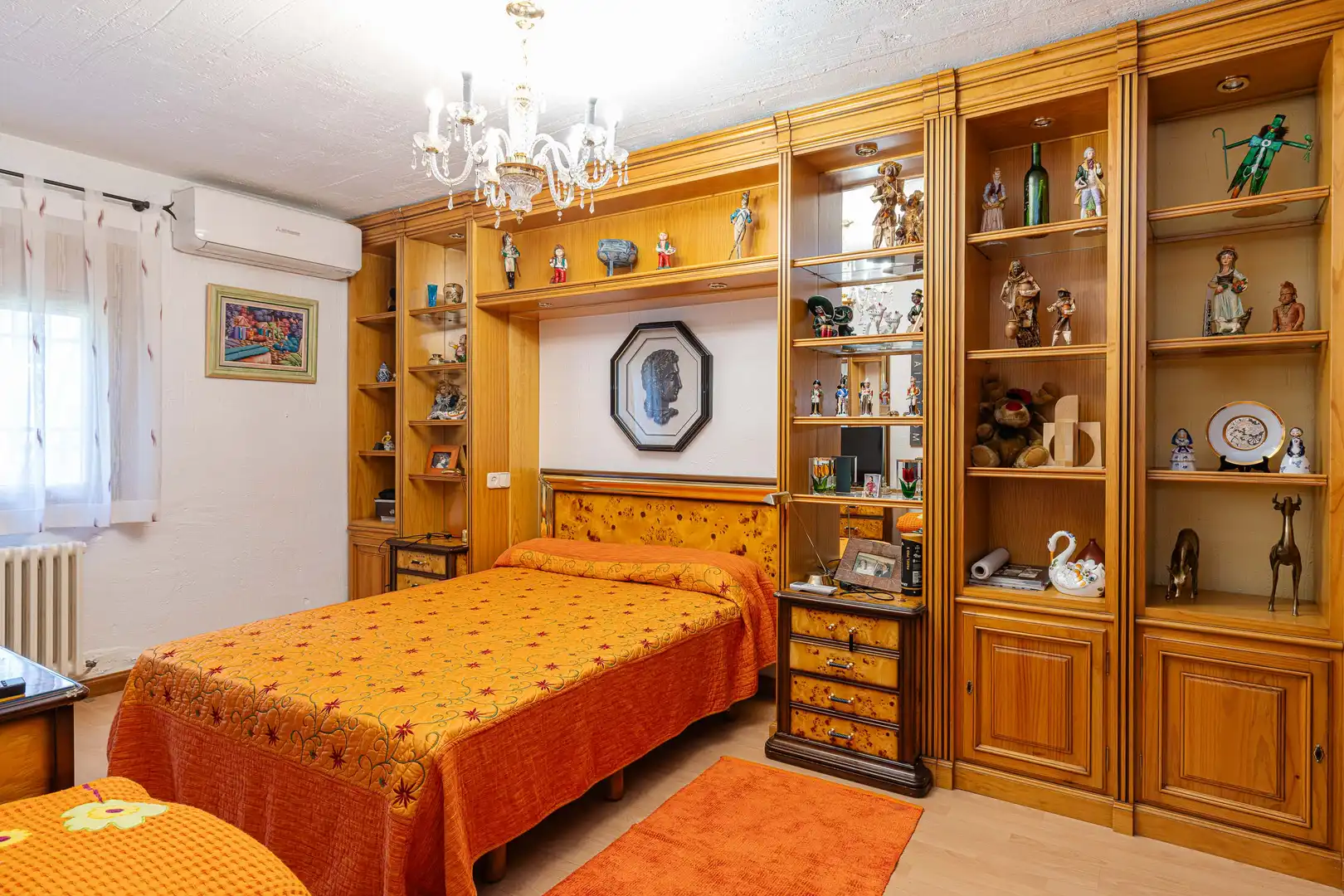 Bedroom of Houses for sale in Villanueva de la Cañada  with Air Conditioner, Heating and Private garden