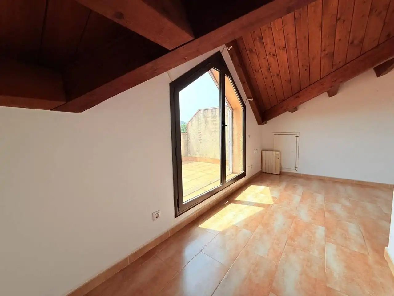 Terrassa de Pis en venda en Riells i Viabrea amb Calefacció, Terrassa i Balcó