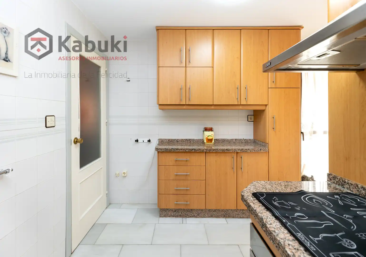 Küche von Wohnung zur Miete in Salobreña mit Privatgarten, Terrasse und Schwimmbad