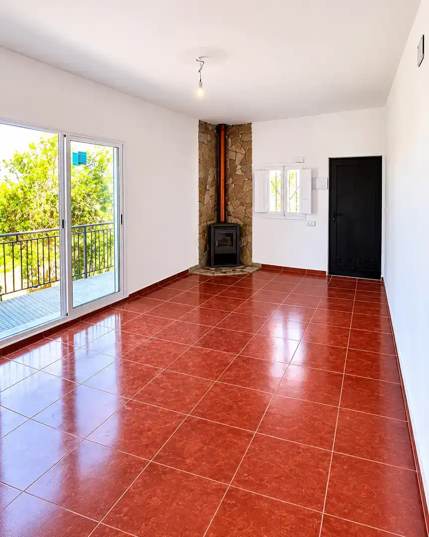 Sala d'estar de Casa o xalet en venda en Riudarenes amb Piscina i Balcó