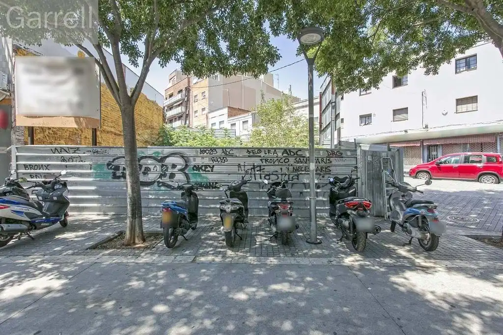 Vista exterior de Residencial en venta en Badalona